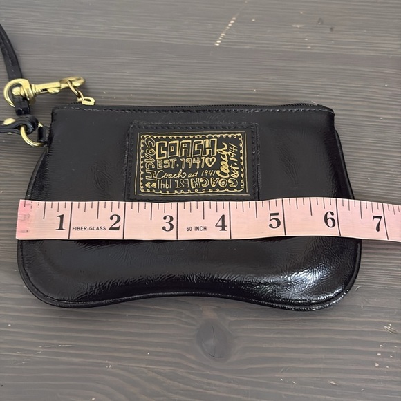 Coach Poppy Wristlet Wallet Black Patent Leather Gold Zipper Y2K - Picture 10 of 12